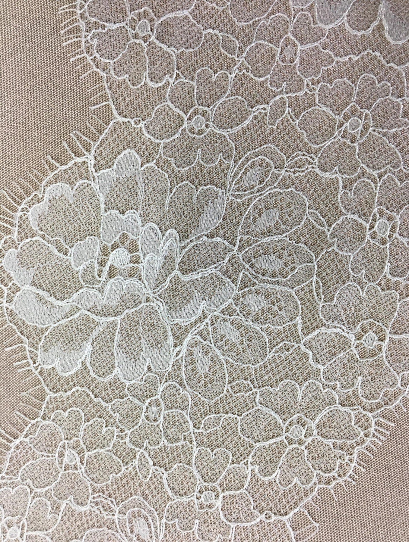 Madeline Lace-Trimmed Mantilla Veil