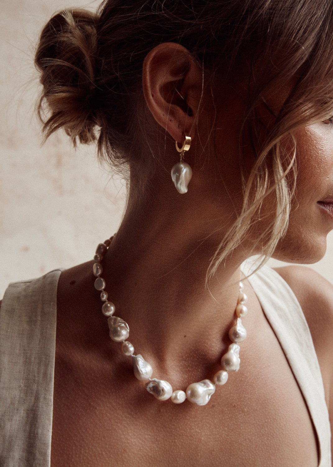 Asher Baroque Pearl Necklace – Dove Grey Bridal
