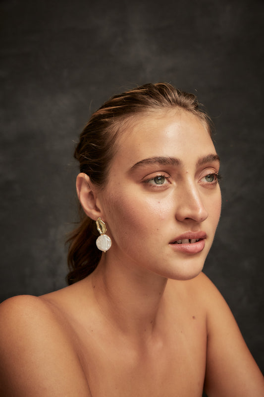 Emma Pearl Earrings