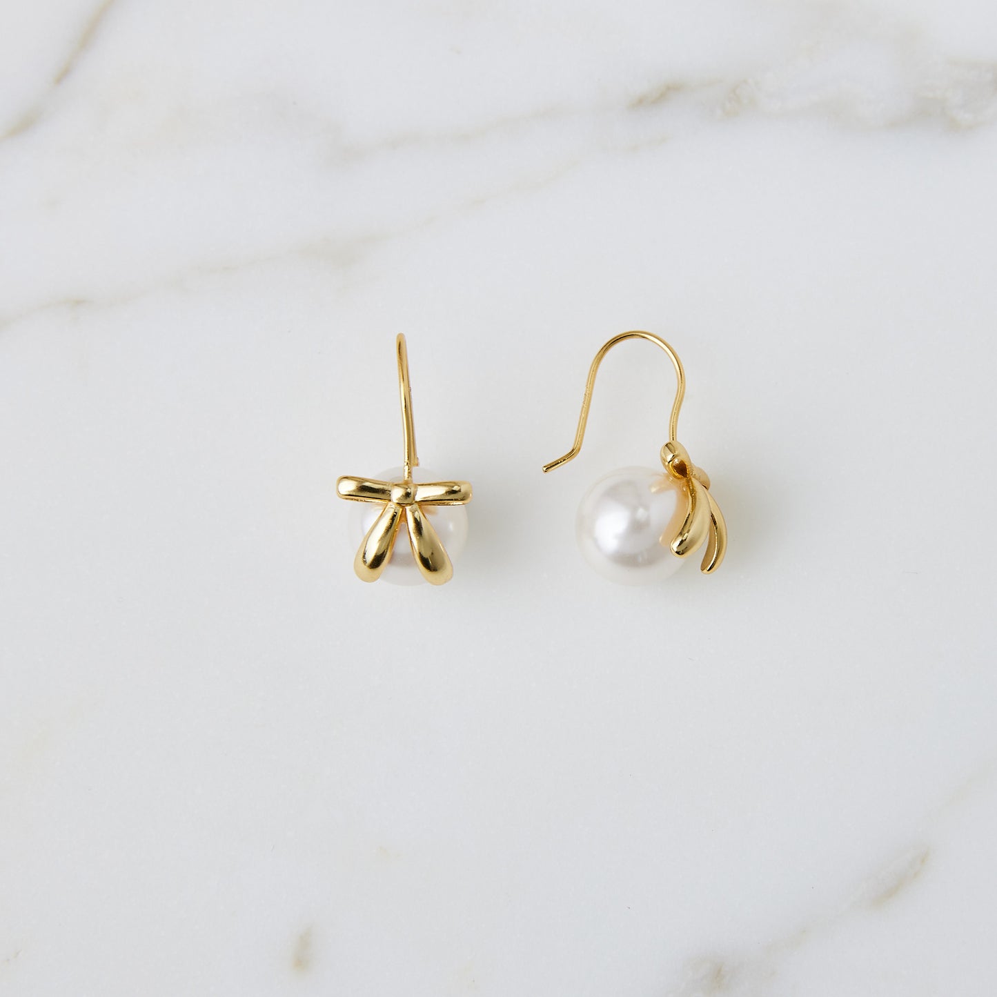 Cate Pearl Bow Earrings