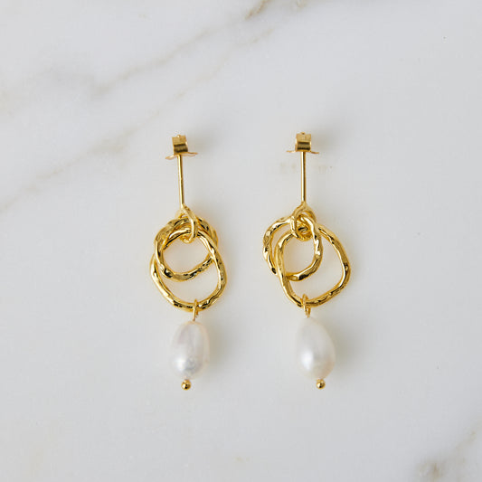 Freya Pearl Drop Earring