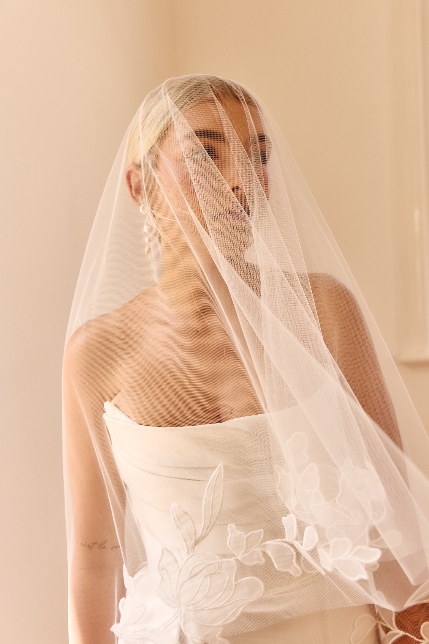 Sage Embroidered Floral Veil