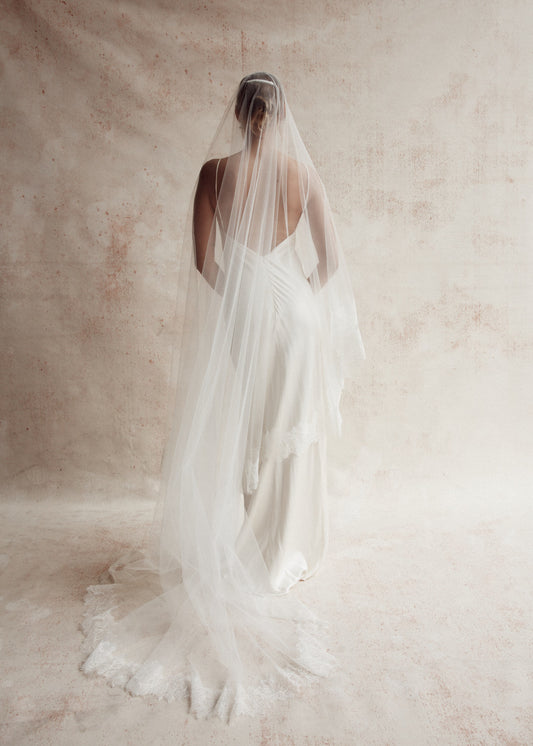Harper Lace Trimmed Veil