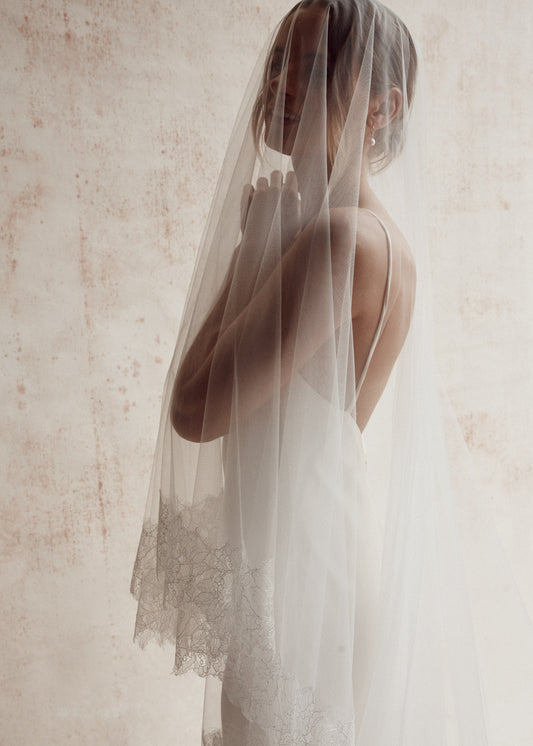 Harper Lace Trimmed Veil