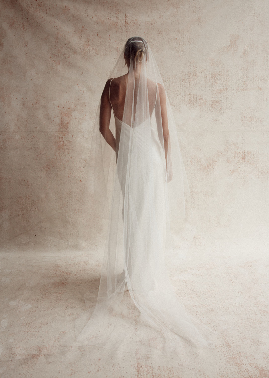Harper Raw Edged Veil